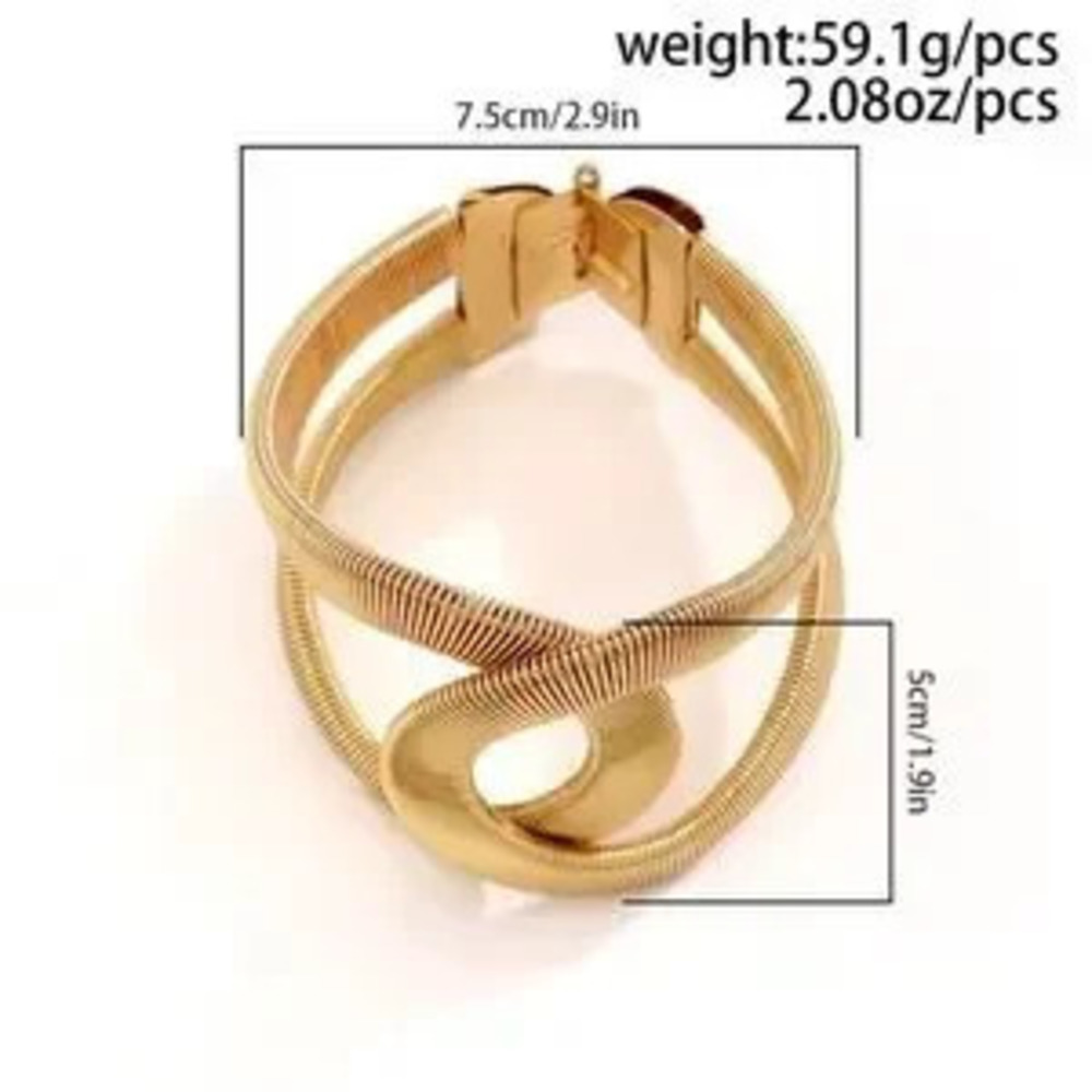 Gypsy Twisted Elegant Gold Bracelet - Picture 3 of 5